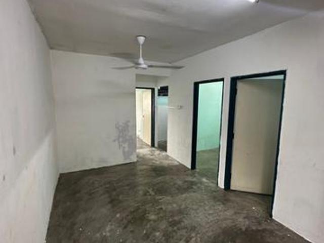 Apartment for sale in Kajang, Langat