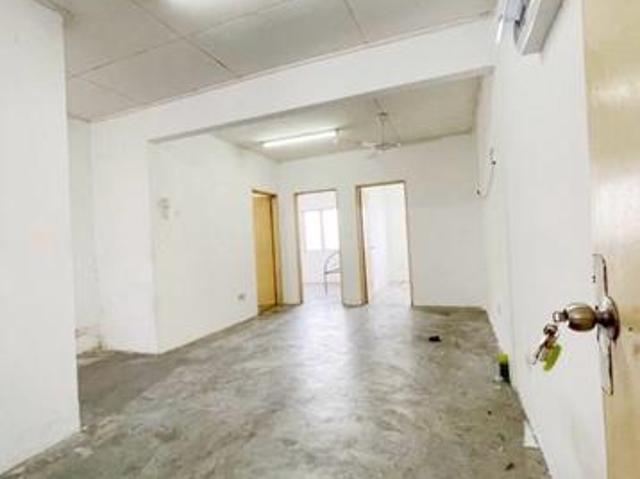 Apartment for sale in Port Klang, Selangor
