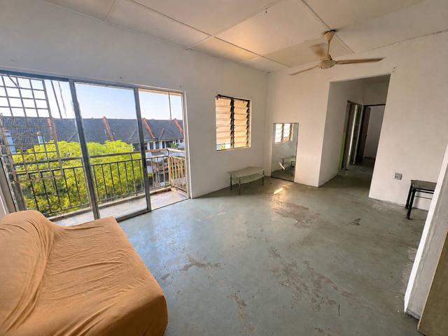 Flat for sale in Tebrau, Johor