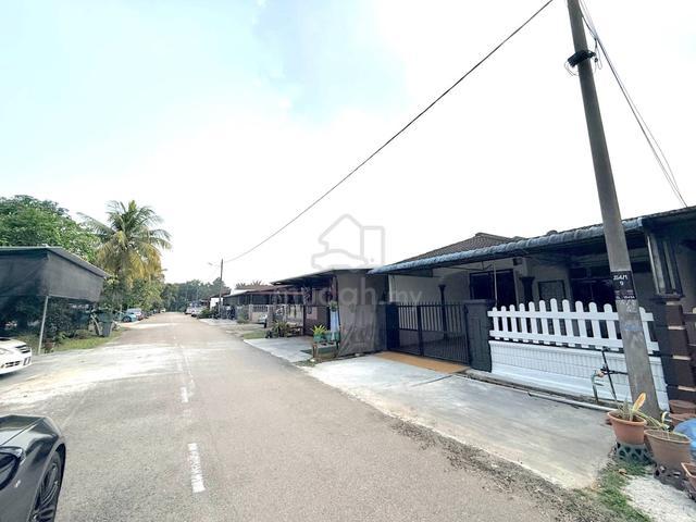 Residential House for sale in Pontian