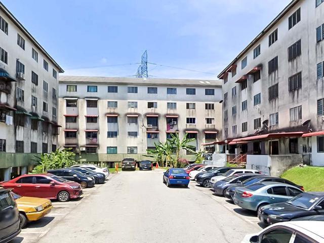 Flat for sale in Selayang, Selangor