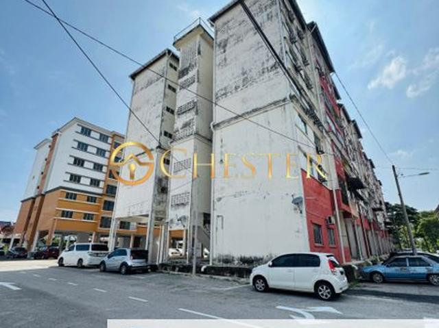 Flat for sale in Batu Pahat, Johor