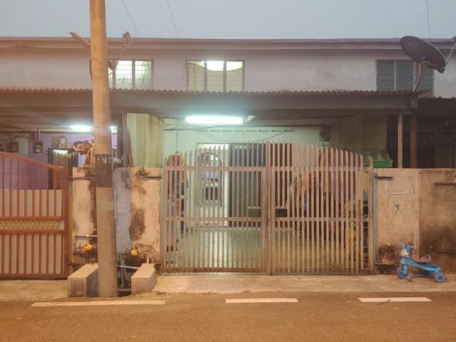 Terraced House for sale in Tangkak