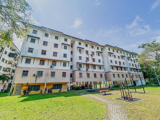 Flat for sale in Petaling, Alam Impian