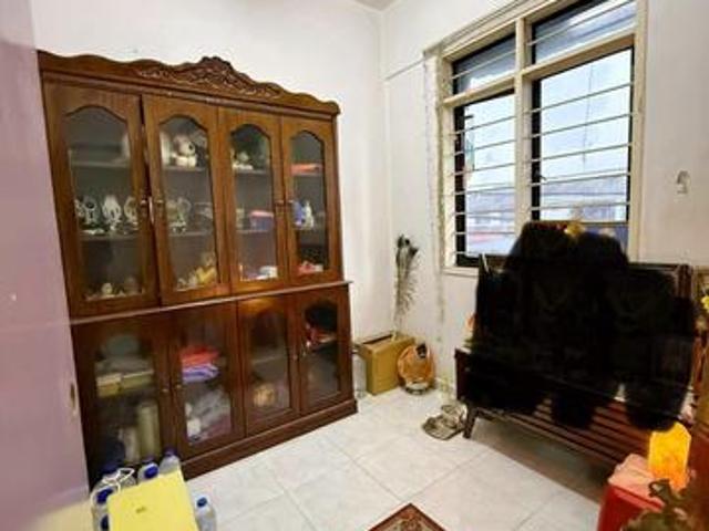 Flat for sale in Taman Perling, Iskandar Puteri