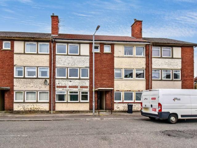 Apartment for rent in South Barrwood, Kilsyth