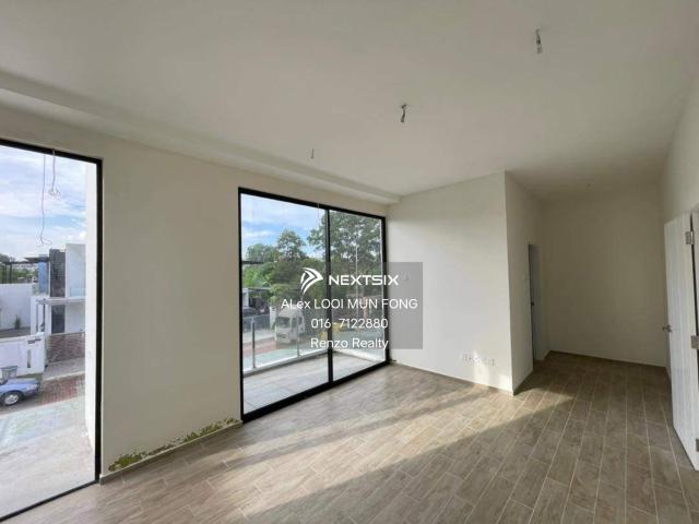 Residential House for sale in Tanjong Sepat, Selangor