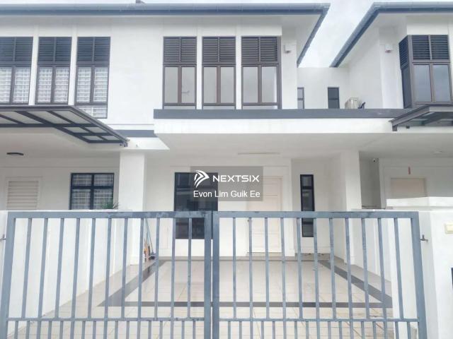 Residential House for sale in Country Heights Damansara, Kuala Lumpur