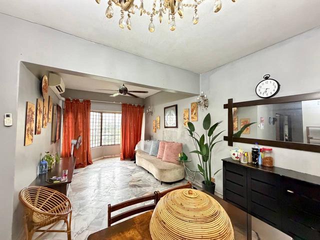 Apartment for sale in Country Heights Damansara, Kuala Lumpur