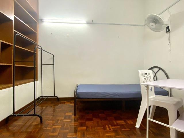 Room for rent in Petaling, Alam Impian