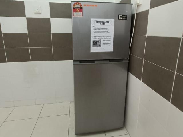 Room for rent in Petaling, Alam Impian