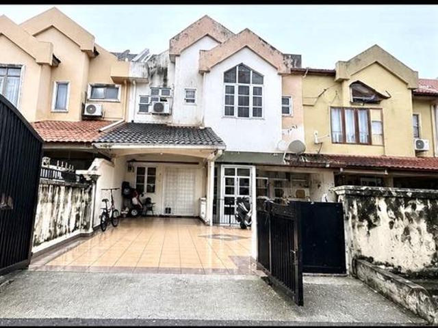Terraced House for sale in Langat, Selangor