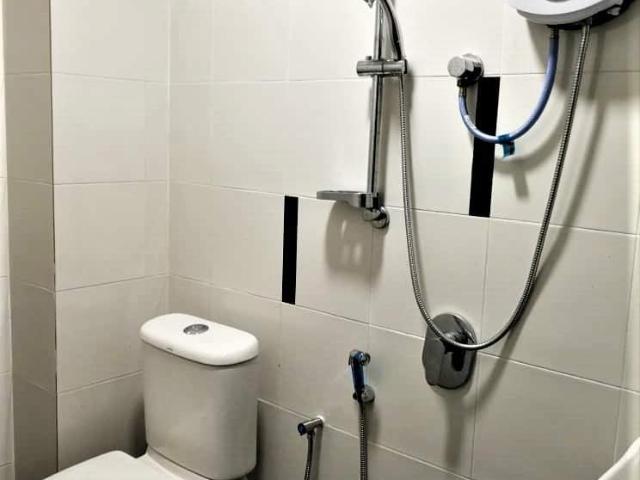 Room for rent in Petaling, Alam Impian