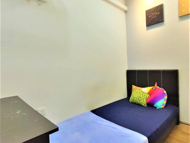 Room for rent in Petaling, Alam Impian