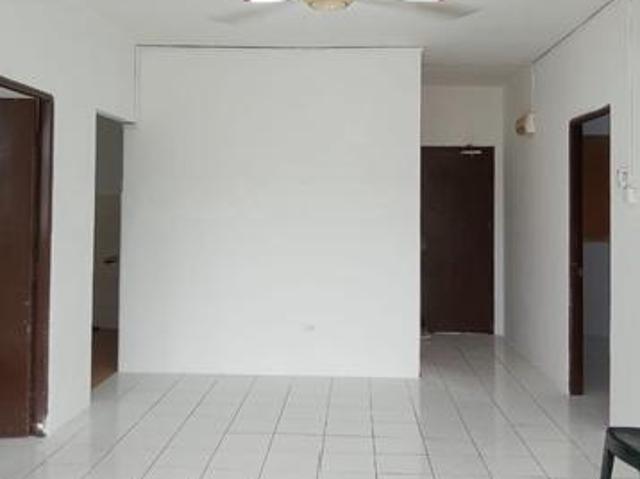 Flat for sale in Majlis Perbandaran Selayang, Gombak