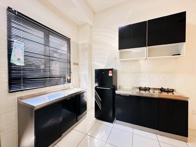 Townhouse for rent in Tanjong Sepat, Selangor