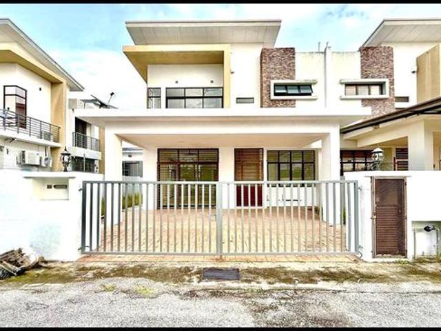 Residential House for sale in Kajang, Langat