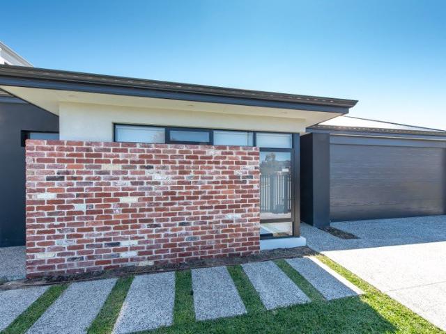 House for sale in Hammond Park, Western Australia