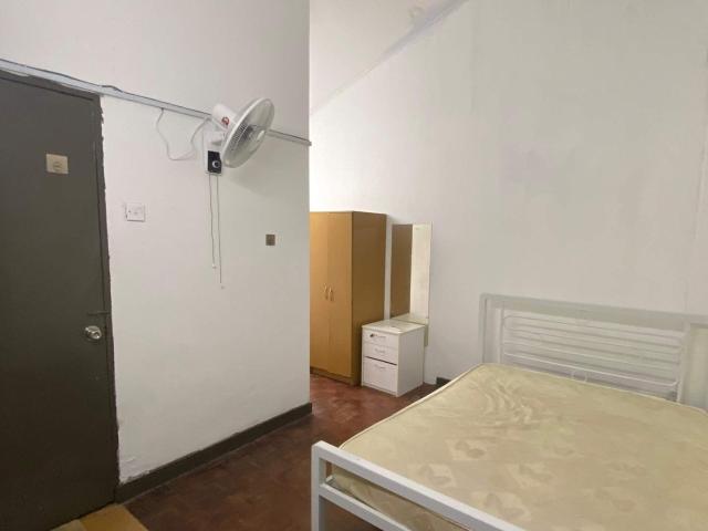 Room for rent in Petaling, Damansara Damai