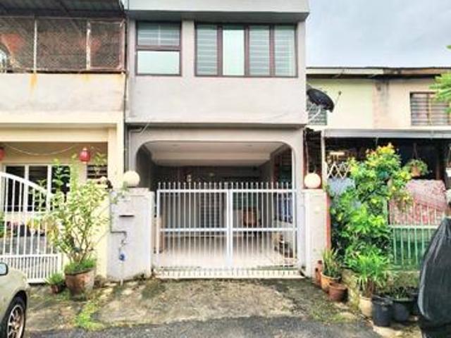 Terraced House for sale in Langat, Selangor