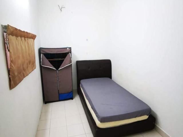 Room for rent in Petaling, Damansara Damai