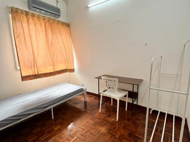 Room for rent in Petaling, Damansara Damai