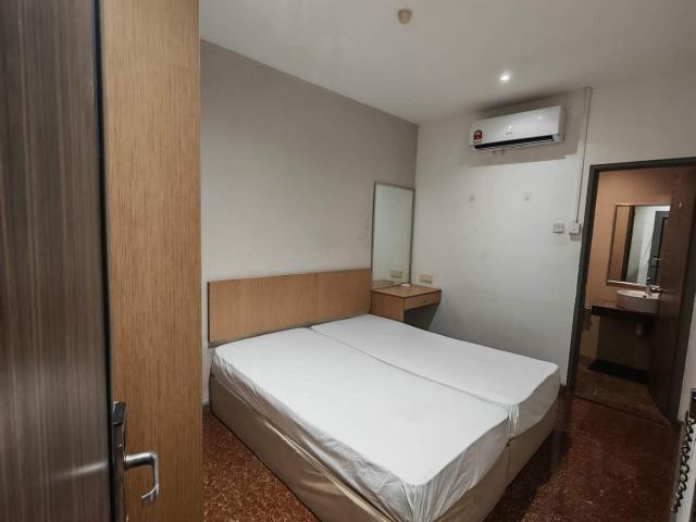 Room for rent in Country Heights Damansara, Kuala Lumpur