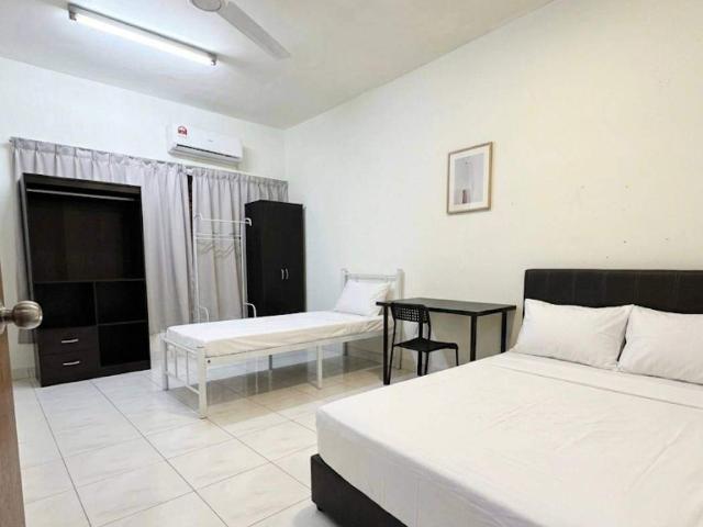 Room for rent in Petaling, Damansara Damai