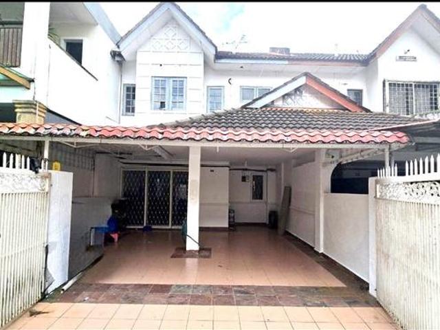 Terraced House for sale in Langat, Selangor
