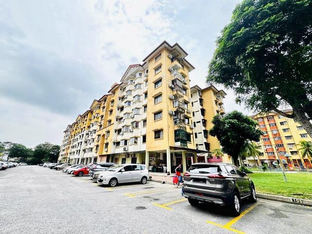 Apartment for sale in Kota Damansara, Petaling Jaya