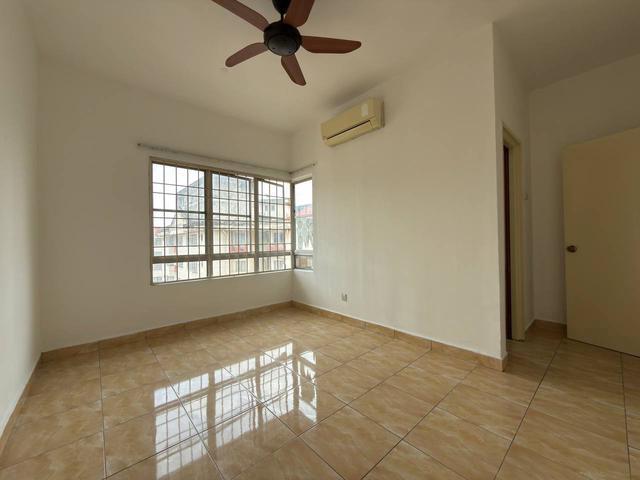 Apartment for sale in Country Heights Damansara, Kuala Lumpur