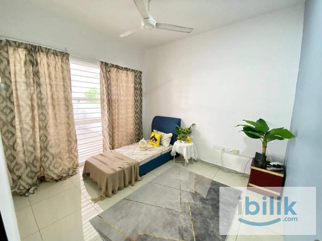Room for rent in Sendayan Village, Negeri Sembilan