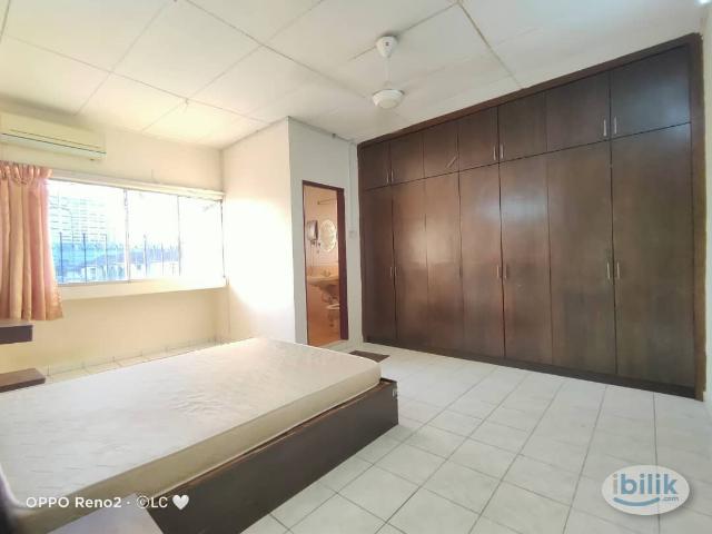 Room for rent in Petaling, Damansara Damai