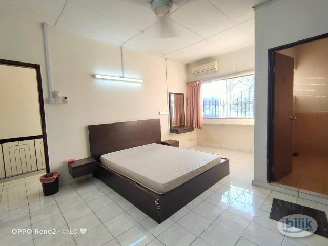 Room for rent in Petaling, Damansara Damai