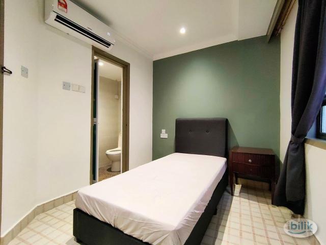 Room for rent in Petaling, Damansara Damai