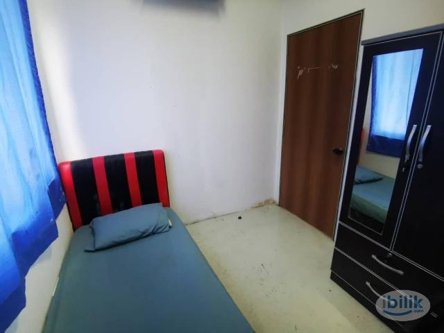 Room for rent in Petaling, Damansara Damai