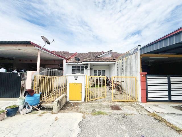 Terraced House for sale in Kuala Selangor, Selangor