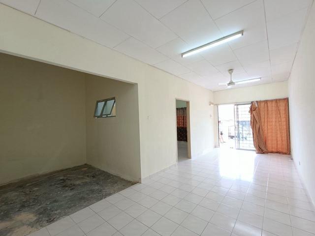 Terraced House for sale in Petaling, Subang Jaya