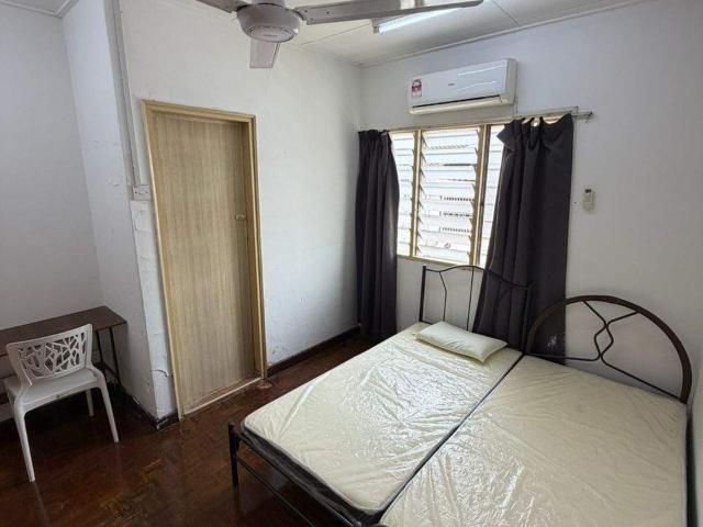 Room for rent in Petaling, Damansara Damai