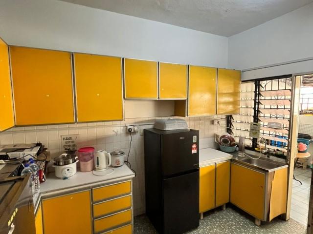Room for rent in Petaling, Damansara Damai