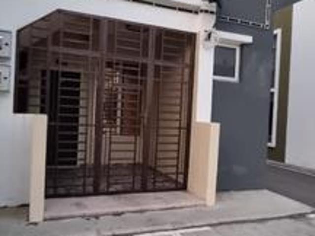Townhouse for rent in Kulai