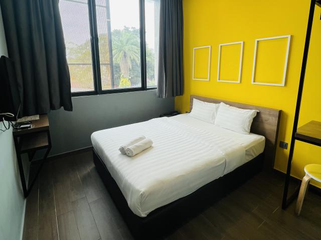 Room for rent in Country Heights Damansara, Kuala Lumpur