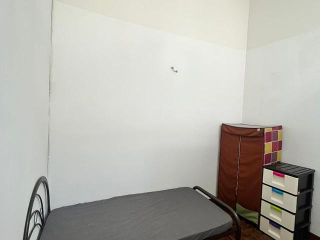 Room for rent in Petaling, Damansara Damai