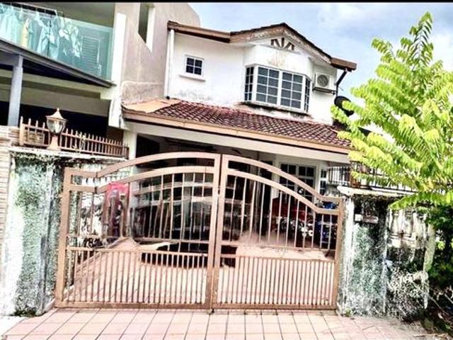Terraced House for sale in Langat, Selangor