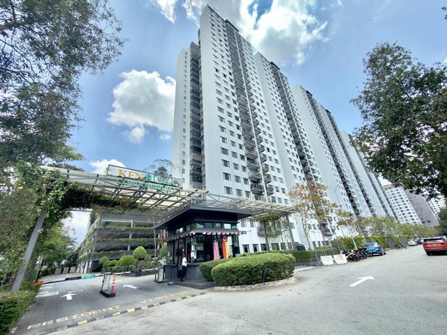 Condominium for sale in Petaling, Alam Impian
