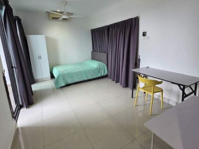 Room for rent in Petaling, Alam Impian