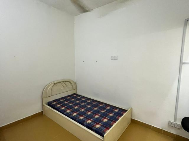 Room for rent in Petaling, Damansara Damai