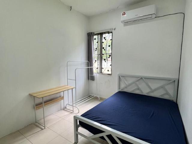 House for rent in Petaling, Alam Impian