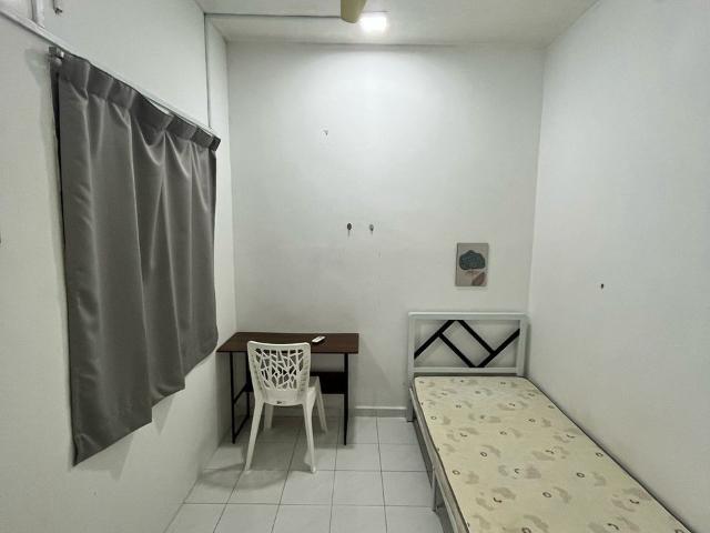 Room for rent in Petaling, Damansara Damai