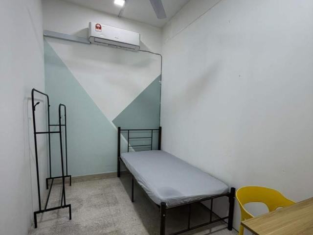 Room for rent in Petaling, Damansara Damai